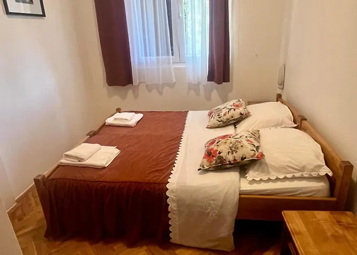 Cozy With Private Terrace Дом отдыха Мандре